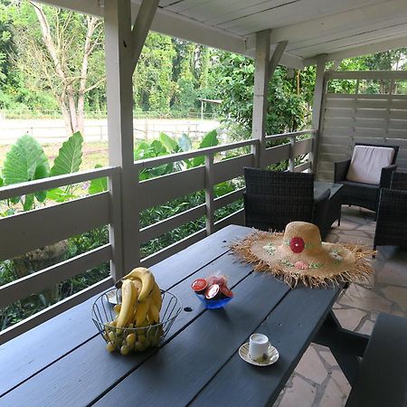 Ranch Black Horse Villa เลส์ทรัวส์-ซีเลต์ ภายนอก รูปภาพ